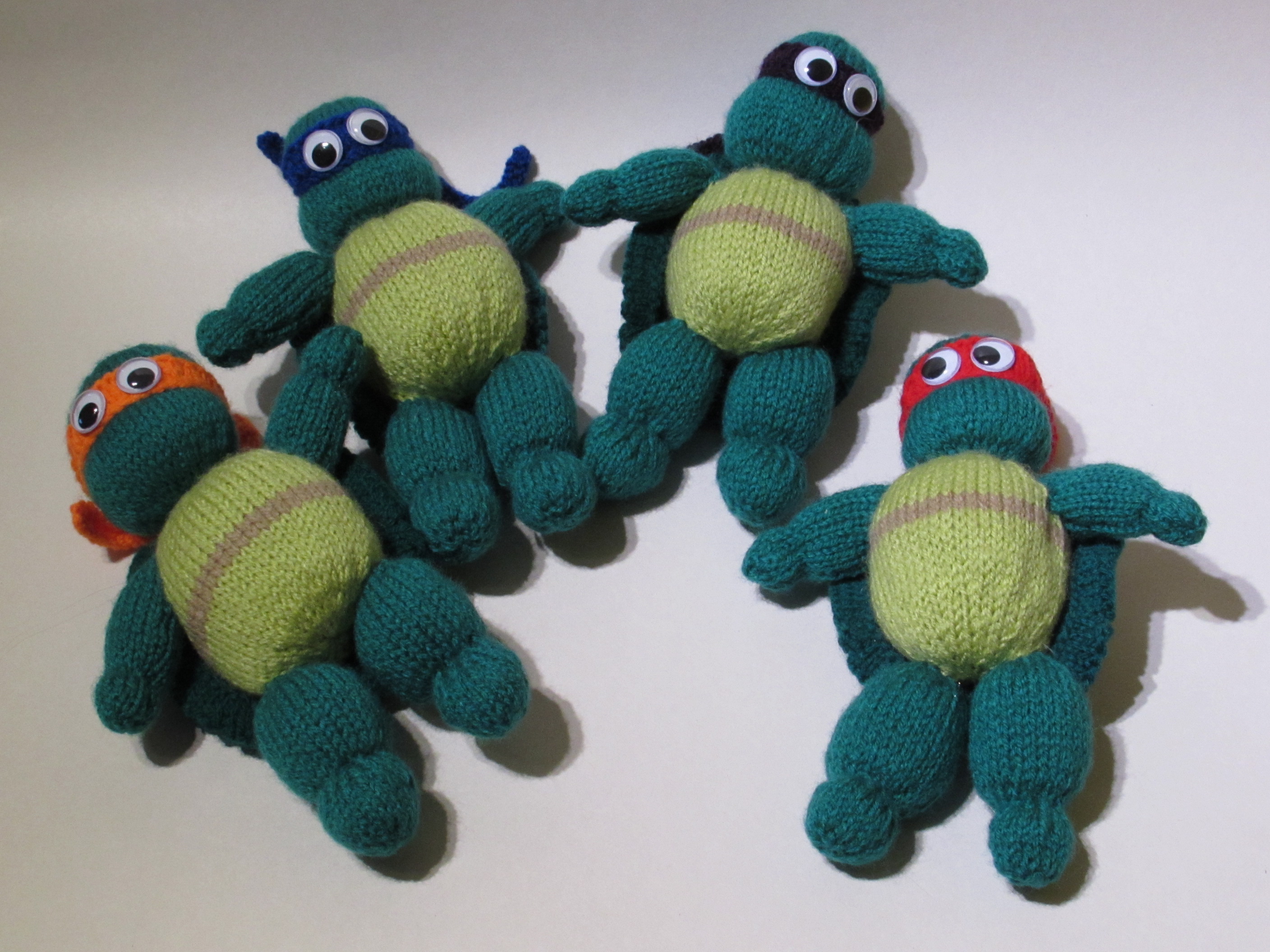 Teenage Mutant Ninja Turtles Action Figures knitting ...