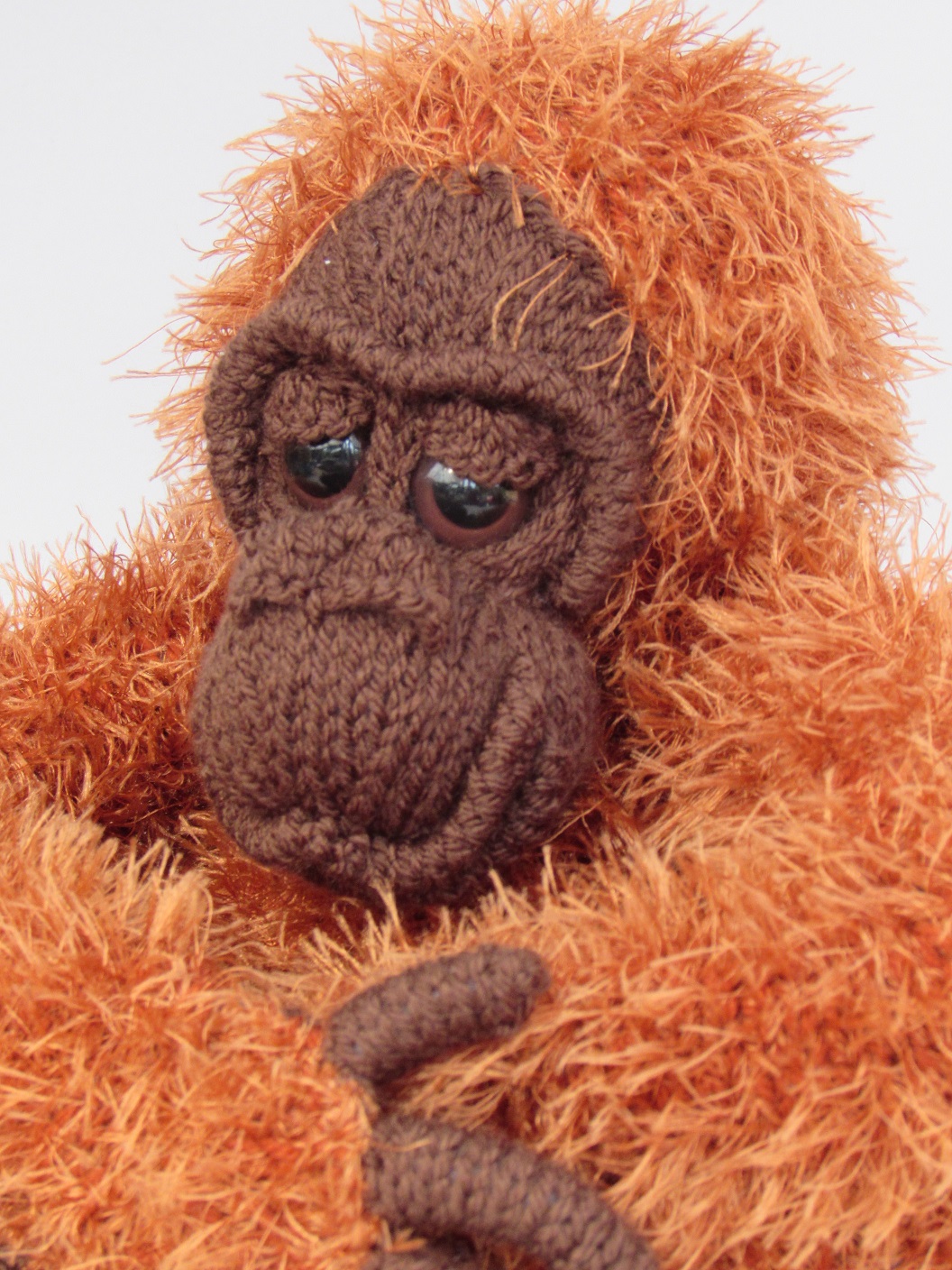 Orangutan tea cosy knitting pattern