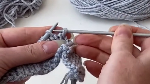 How to Create Knitted Pleats with or without Extra Needles