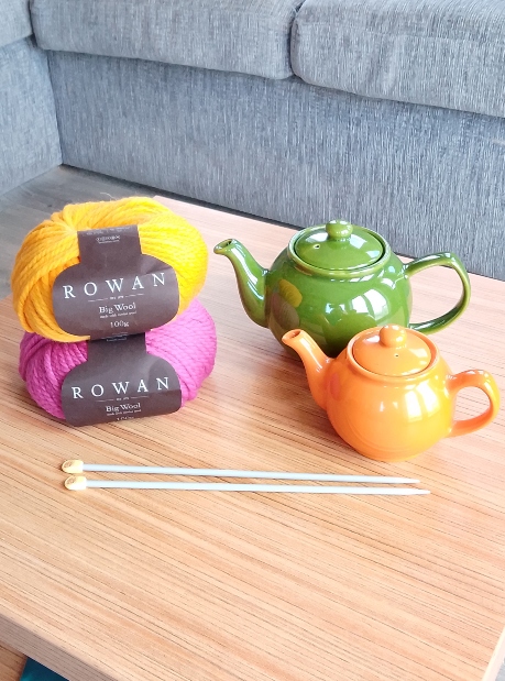 Chain Reaction Tea Cosy