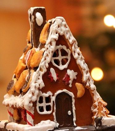 Gingerbread House Tea Cosy