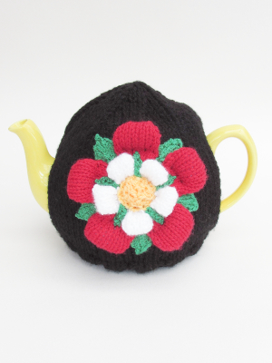 Tudor Rose tea cosy