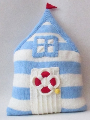Beach%20Hut%20Cushion