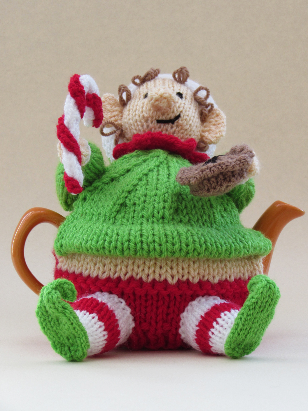 Stuffed Christmas Elf knitting pattern