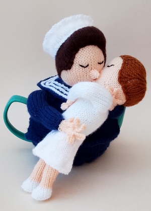 End of the War Kiss tea cosy