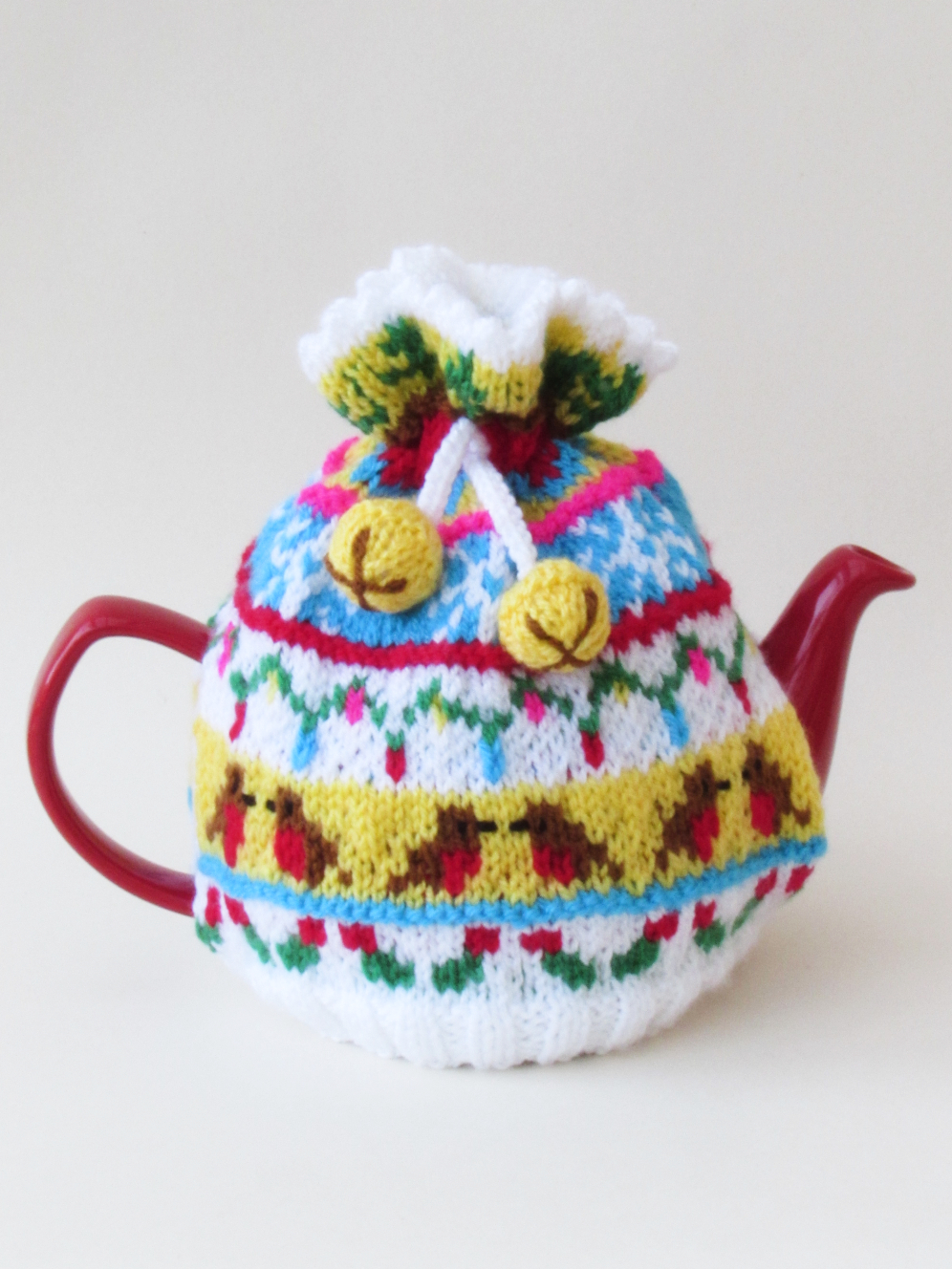 Hand made vintage style cable knitted tea cosy Vintage Peach kitchen teapot accessory 