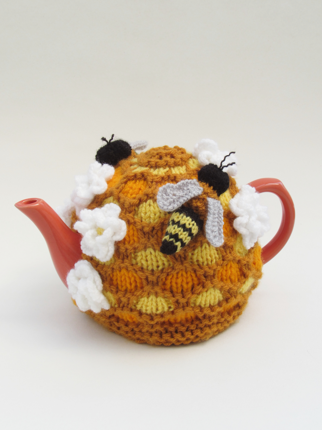 KNITTING PATTERN FOR BEEHIVE TEA COSY