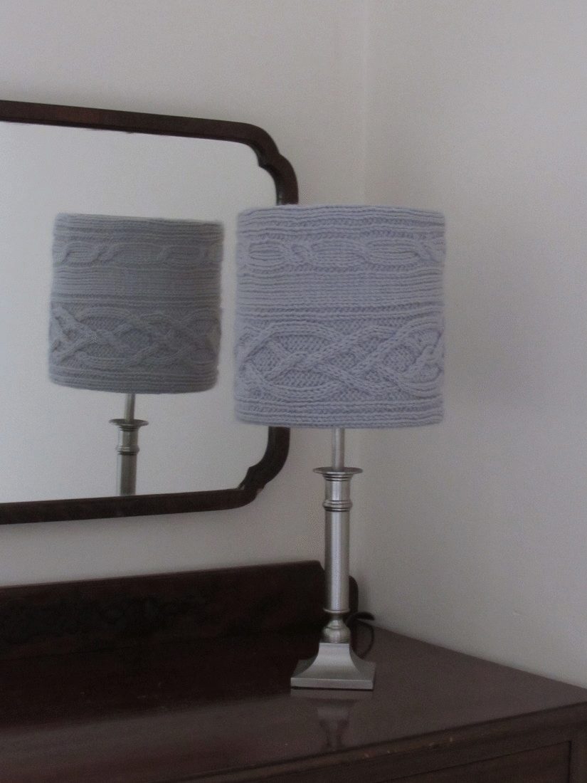 Knitted Lampshade
