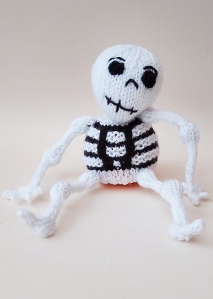Skeleton%20Chocolate%20Orange%20Cosy