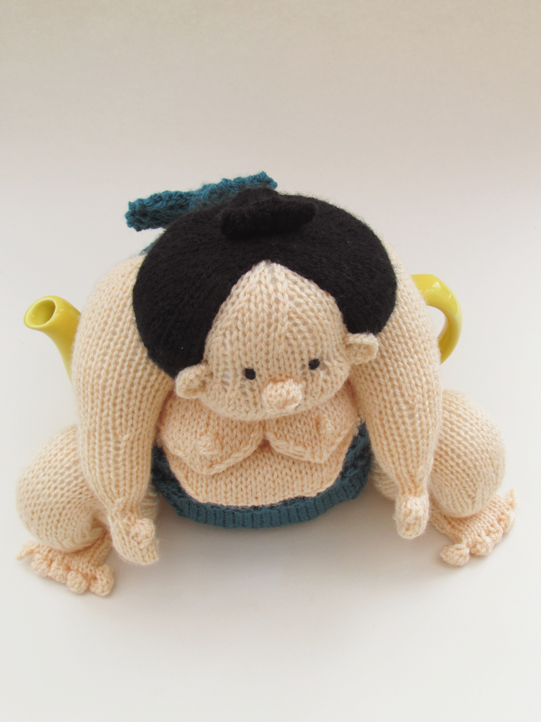 Sumo Wrestler knitting pattern